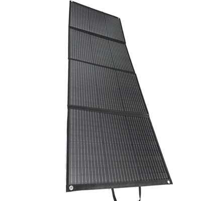 Schwarzer Solarklappsack mit Kurzschlussstrom von 13,3A und wasserdichtem Funktionalität