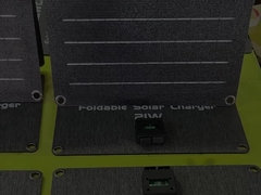 ETFE Wasserdichtes Solarpanel-Ladegerät 30W mit Kickstand für Camping