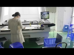 Panelschnitt in der Produktion von LI Solar